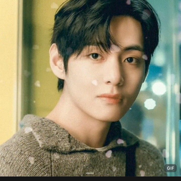 김태형 (뷔) 최근 활동샷