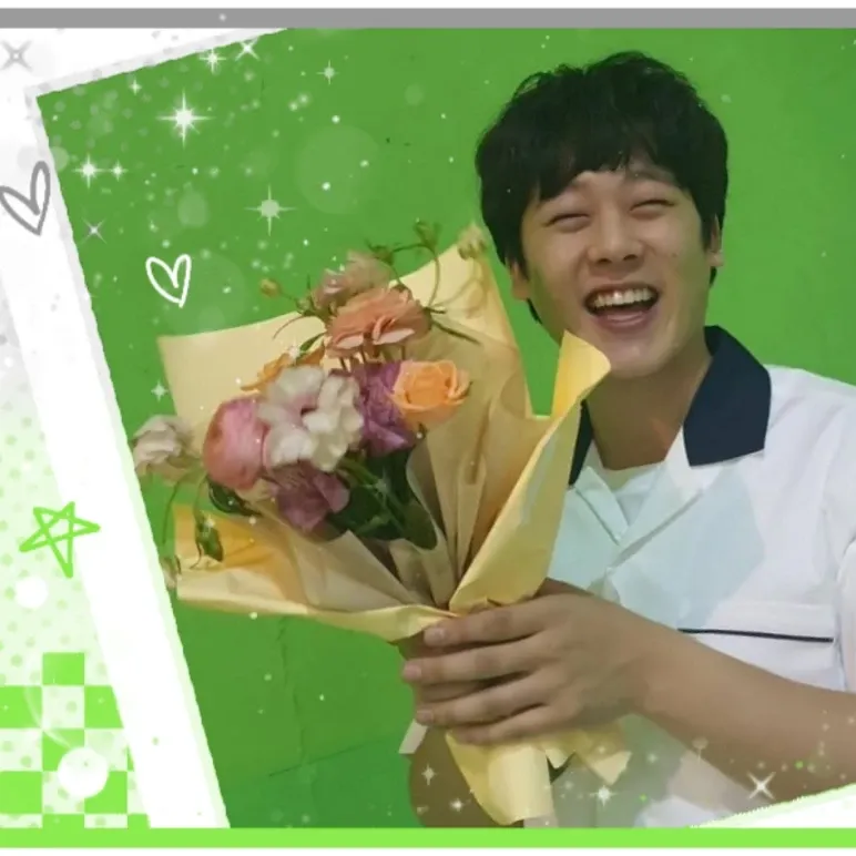 Behind-the-scenes cut of Lee Jungha