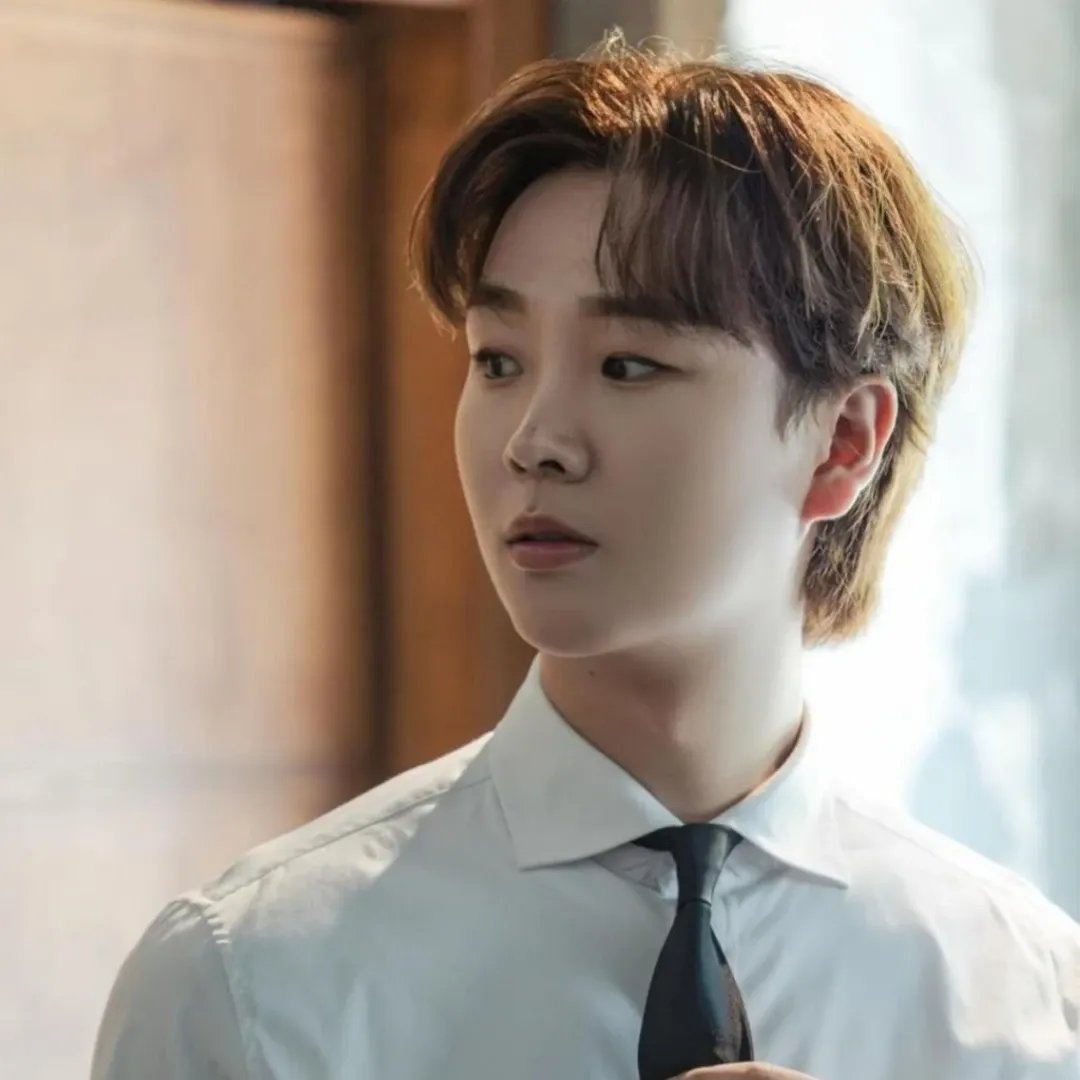 Recent activity shot of Song Minjun