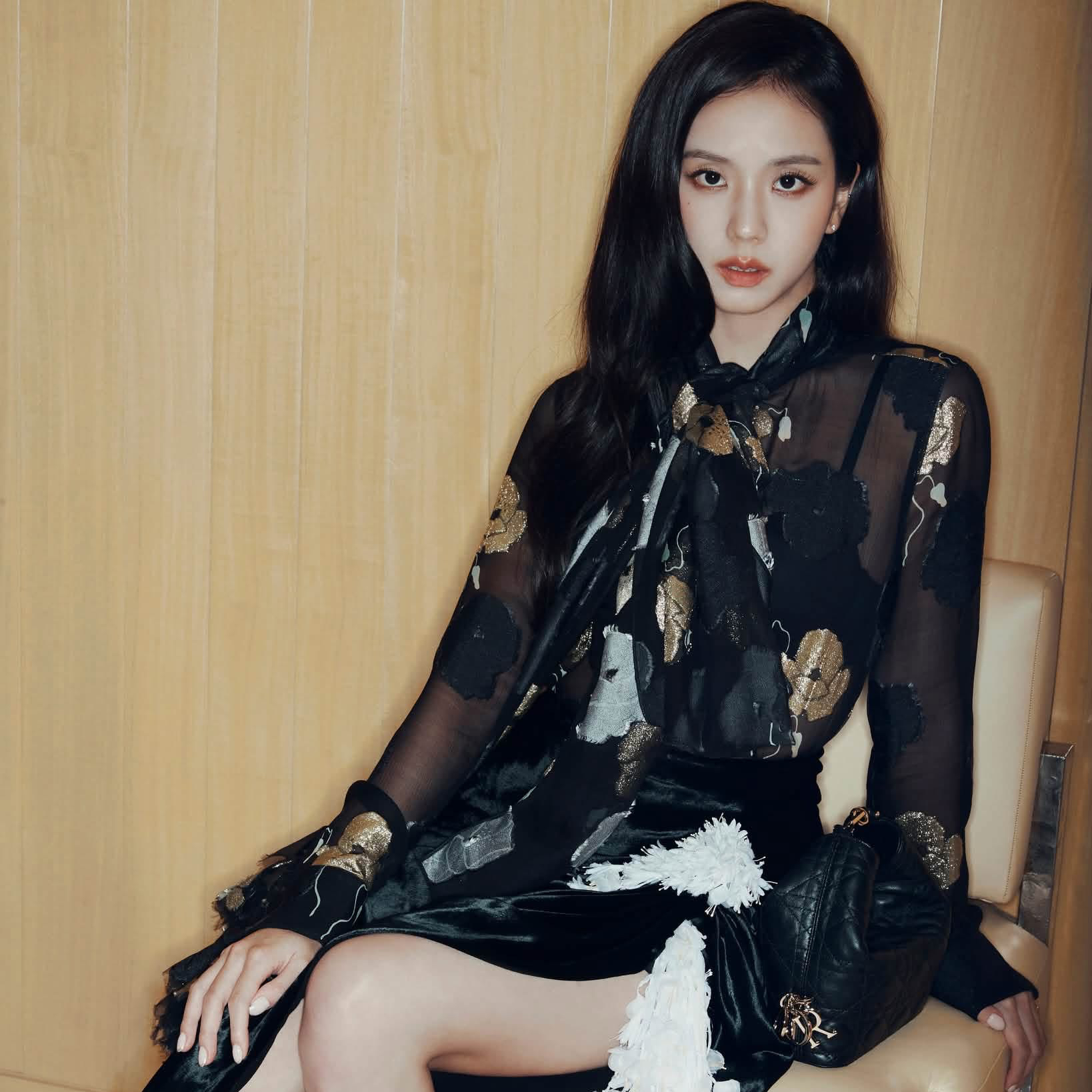 Recent activity shot of Jisoo (1995)