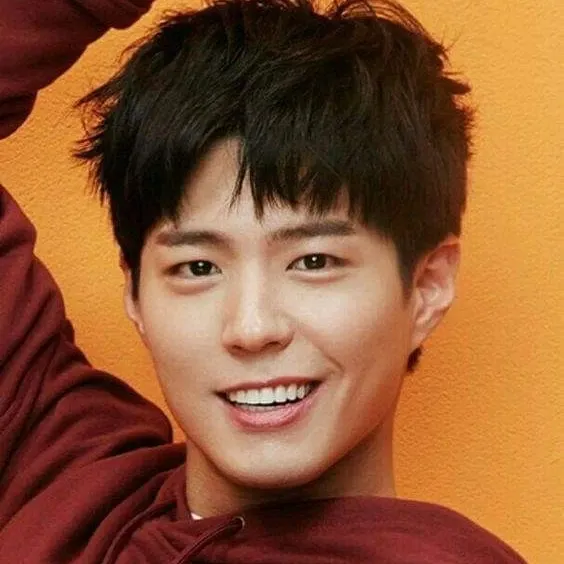 A moment captured by a fan of Park Bogum