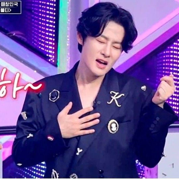 A moment captured by a fan of Kang Moonkyung