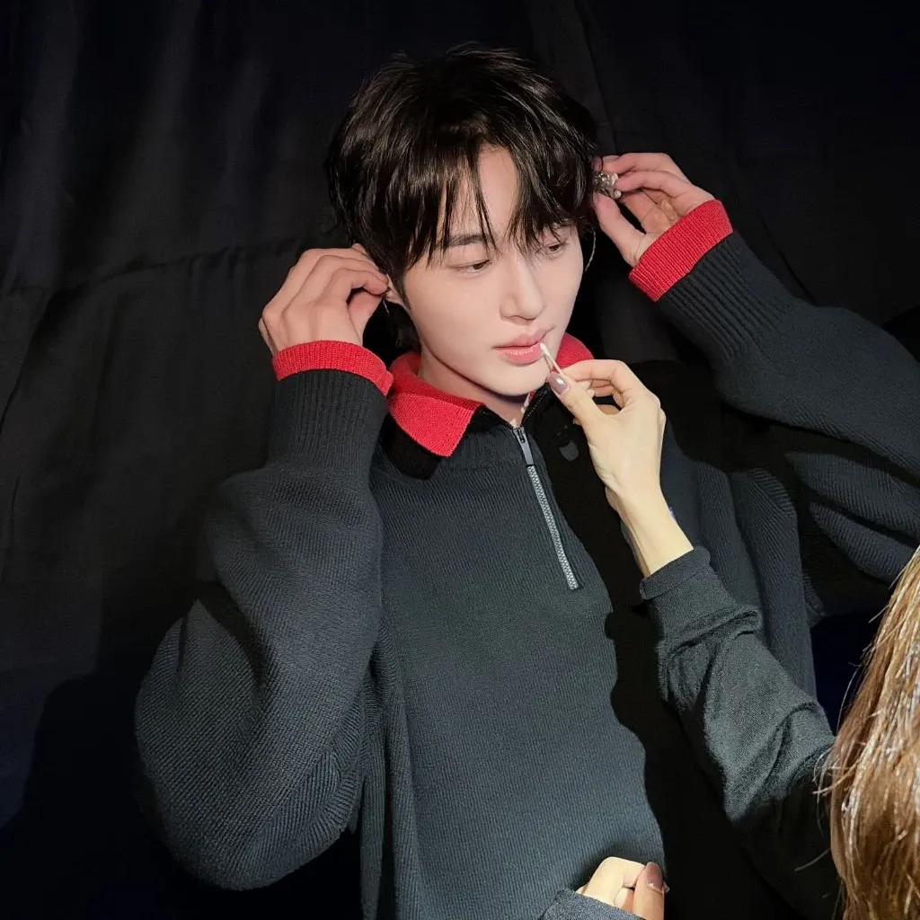 A moment captured by a fan of Byeon Wooseok
