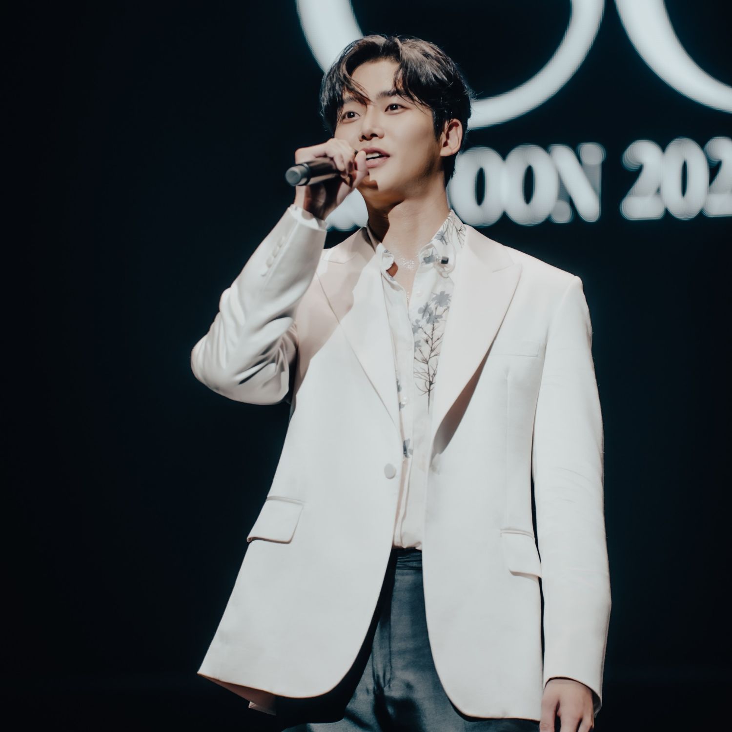 Foto kegiatan terbaru dari Rowoon