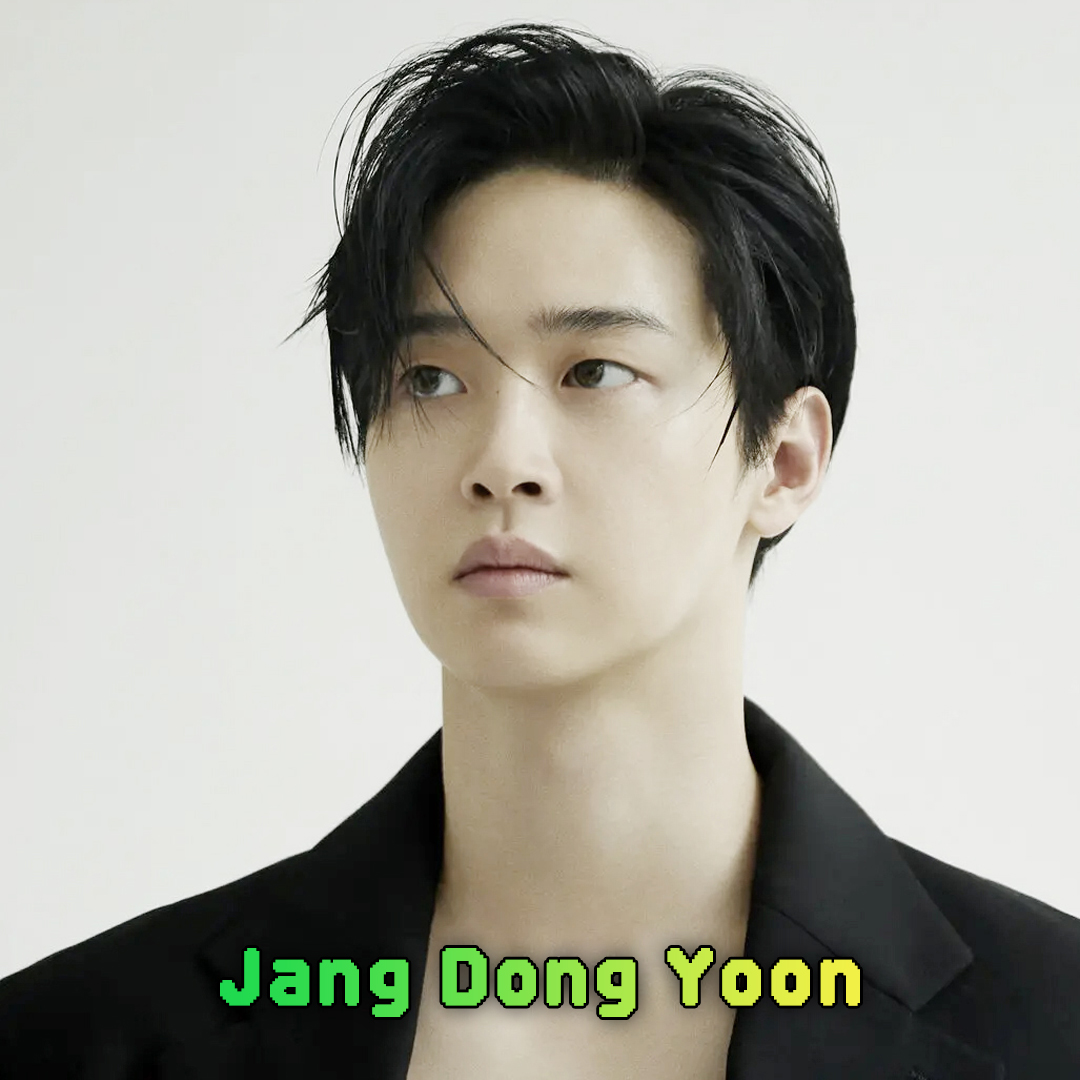 A moment captured by a fan of Jang Dongyoon