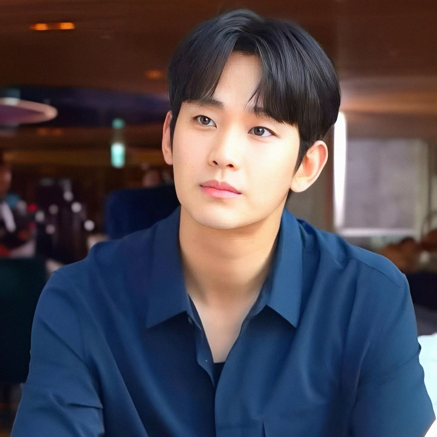 キム・スヒョンのビハインドカット