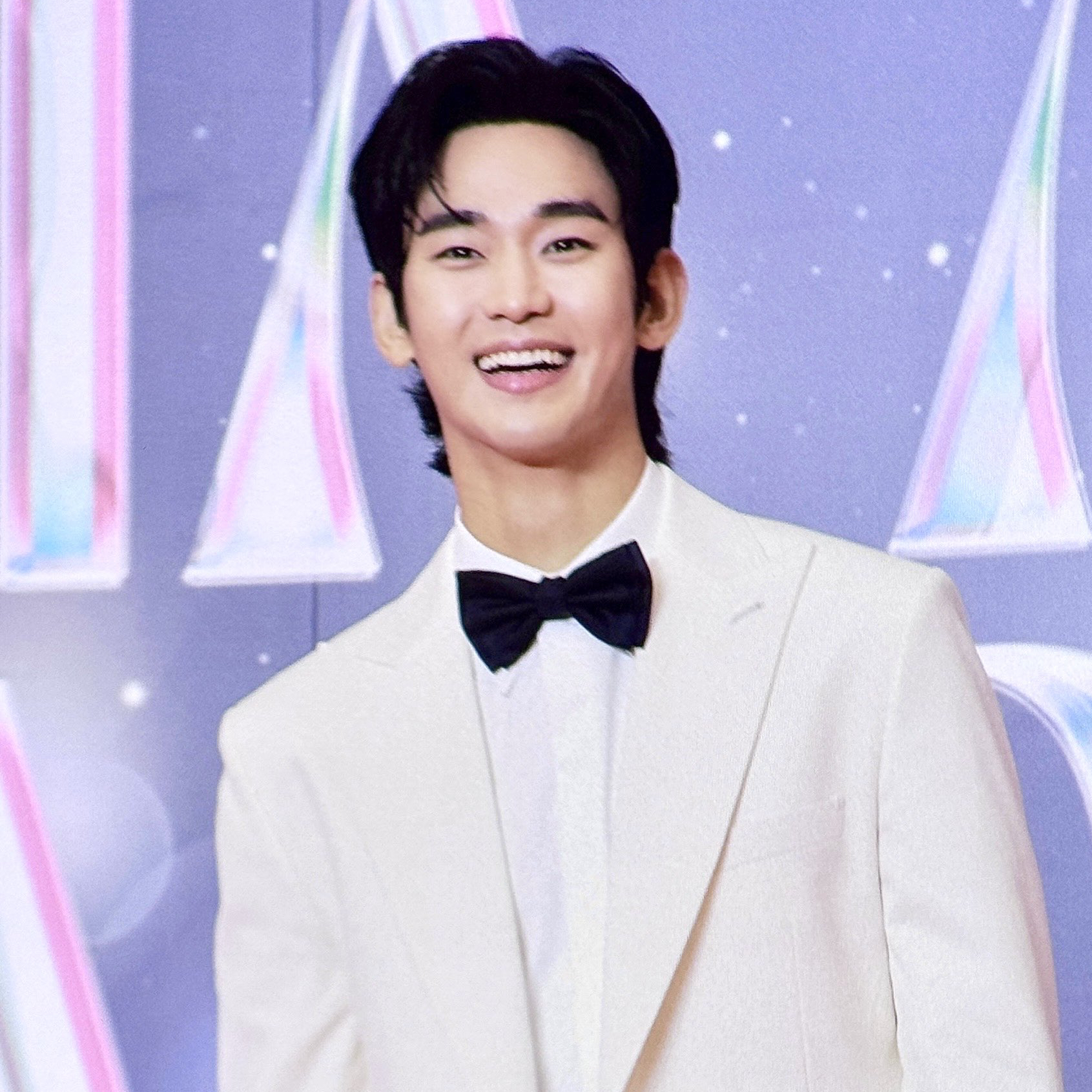 Cuplikan di balik layar dari Kim Soohyun