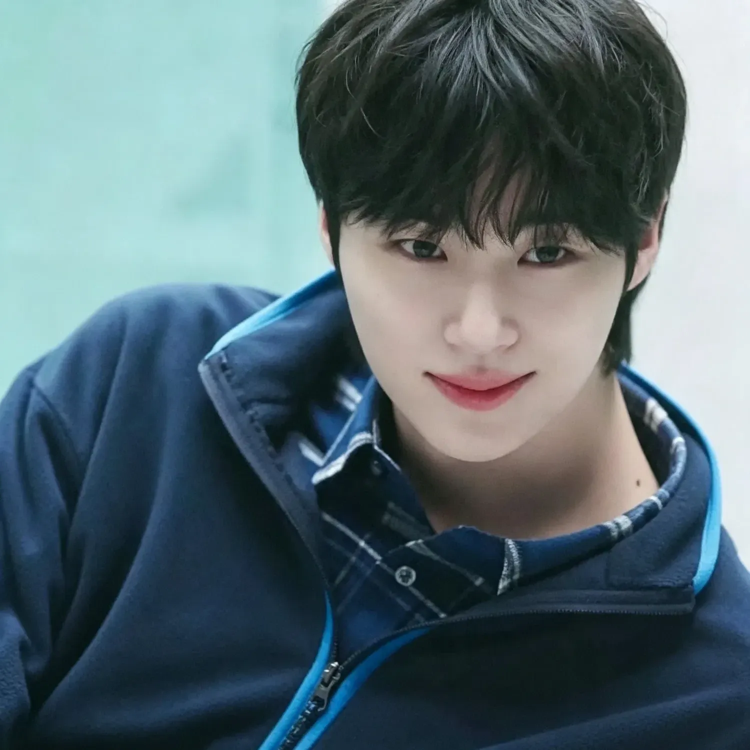 Behind-the-scenes cut of Byeon Wooseok
