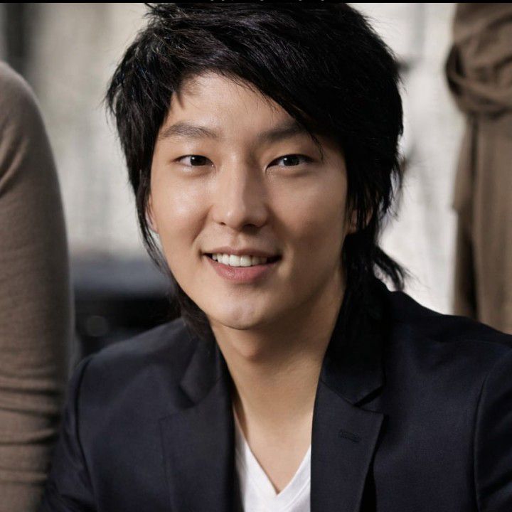 Recent activity shot of Lee Joongi