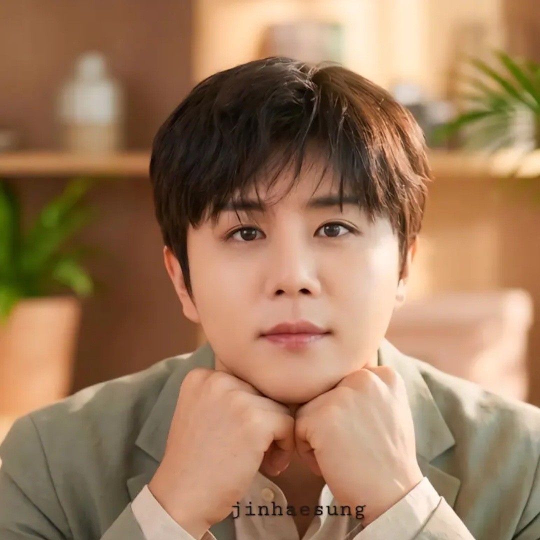 Behind-the-scenes cut of Jin Haesung