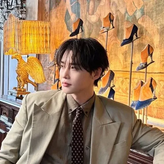 Latest photo of Lee Jongsuk