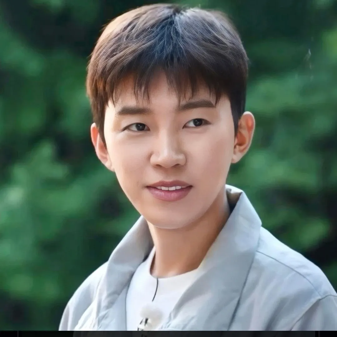 Latest photo of Lim Youngwoong
