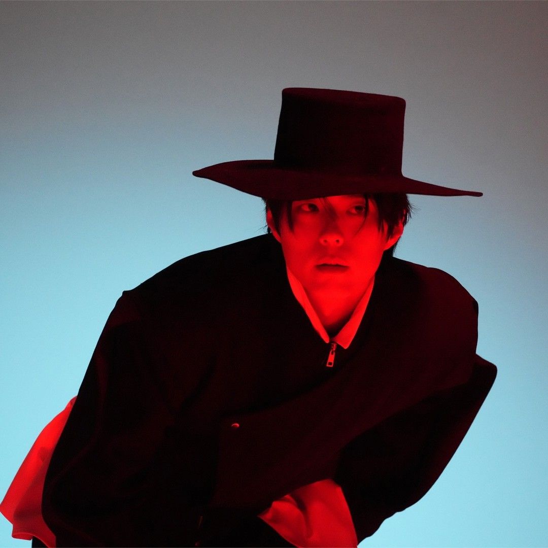 Recent activity shot of Park Bogum