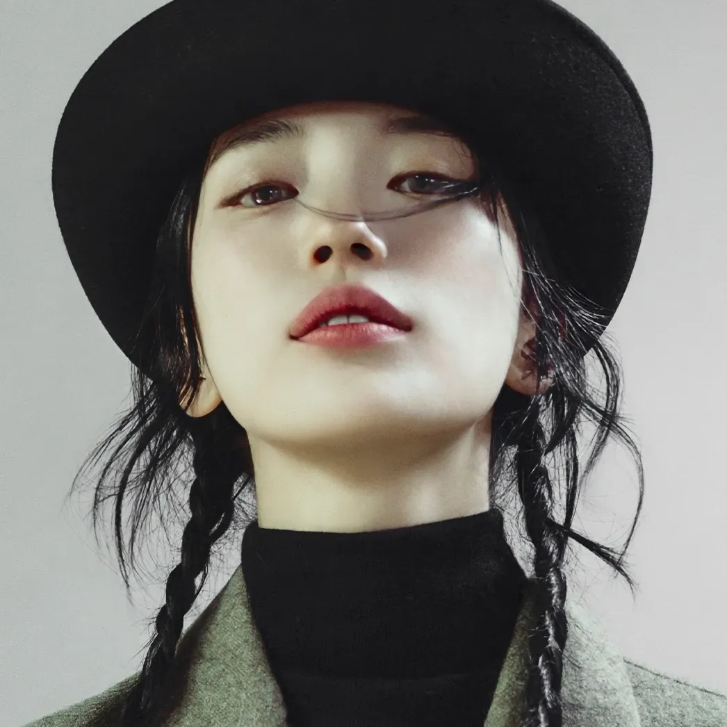 Behind-the-scenes cut of Bae Suzy