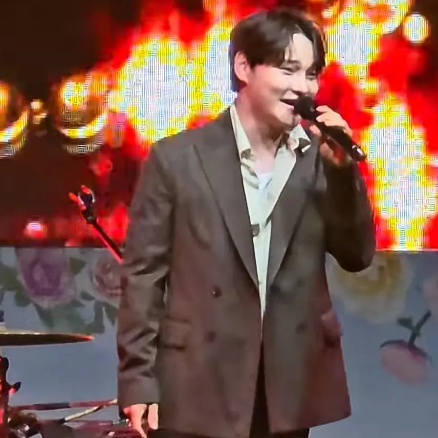 Momen yang diabadikan oleh penggemar Park Seojin