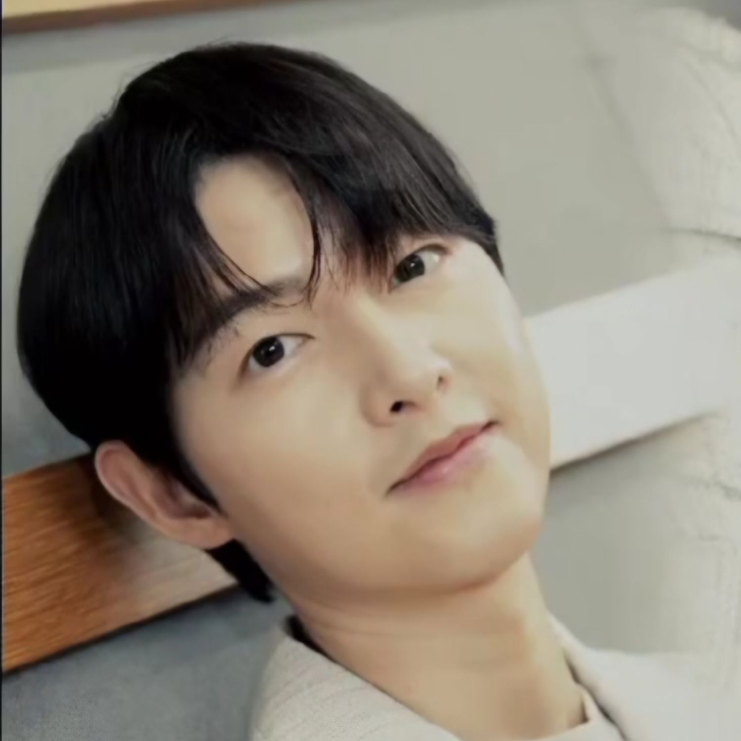 ソン・ジュンギの最新写真