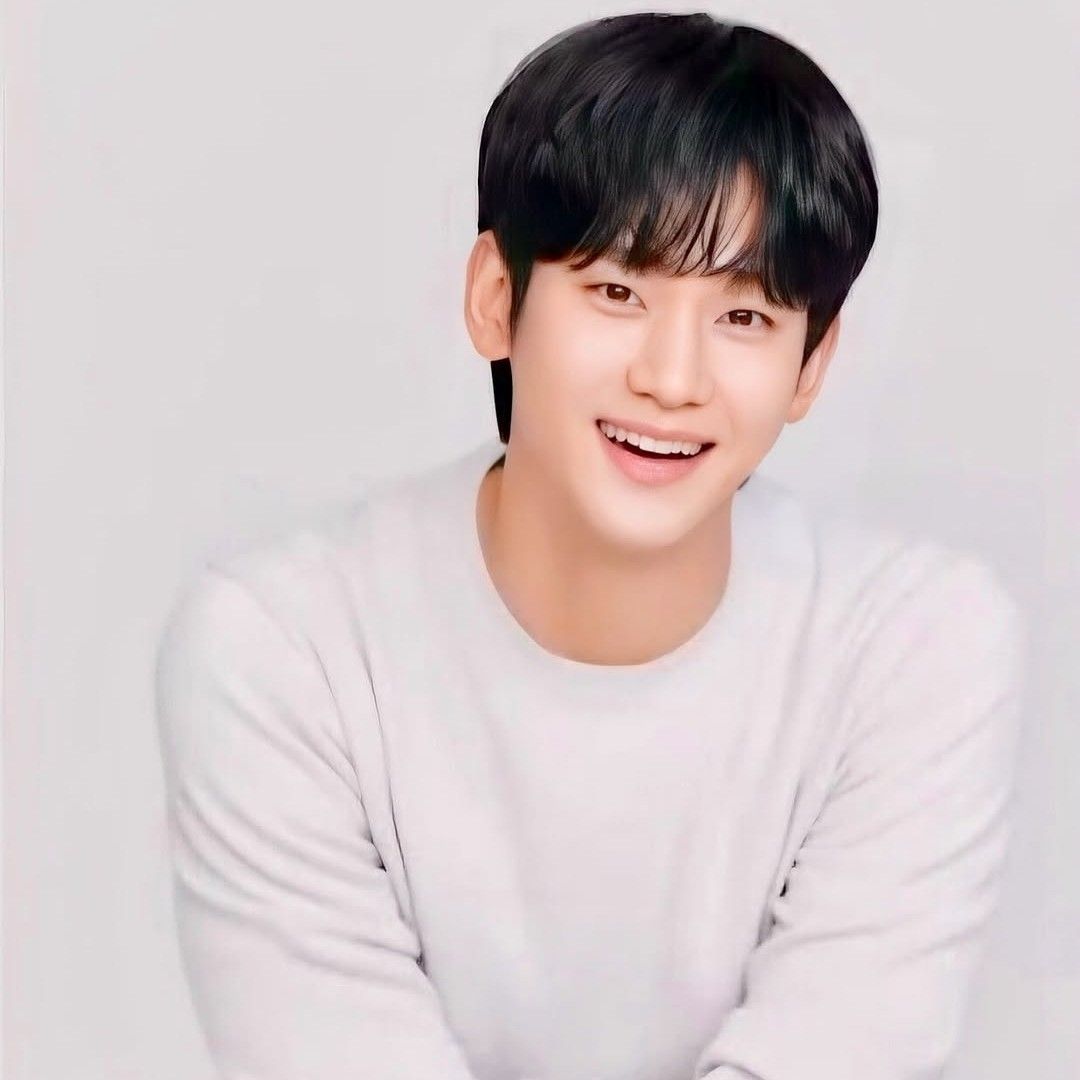 A moment captured by a fan of Kim Soohyun