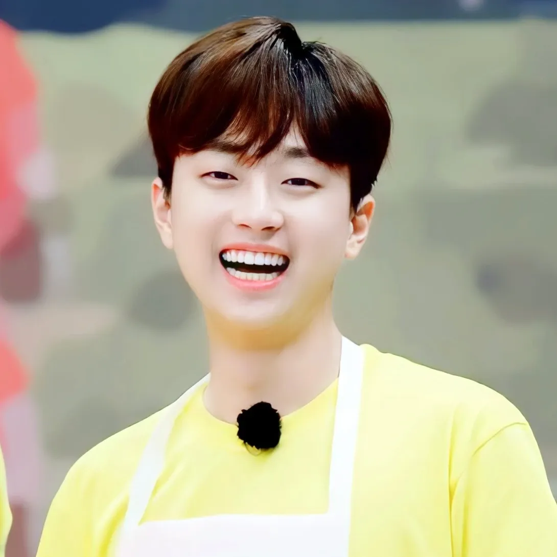 Momen yang diabadikan oleh penggemar Lee Chanwon