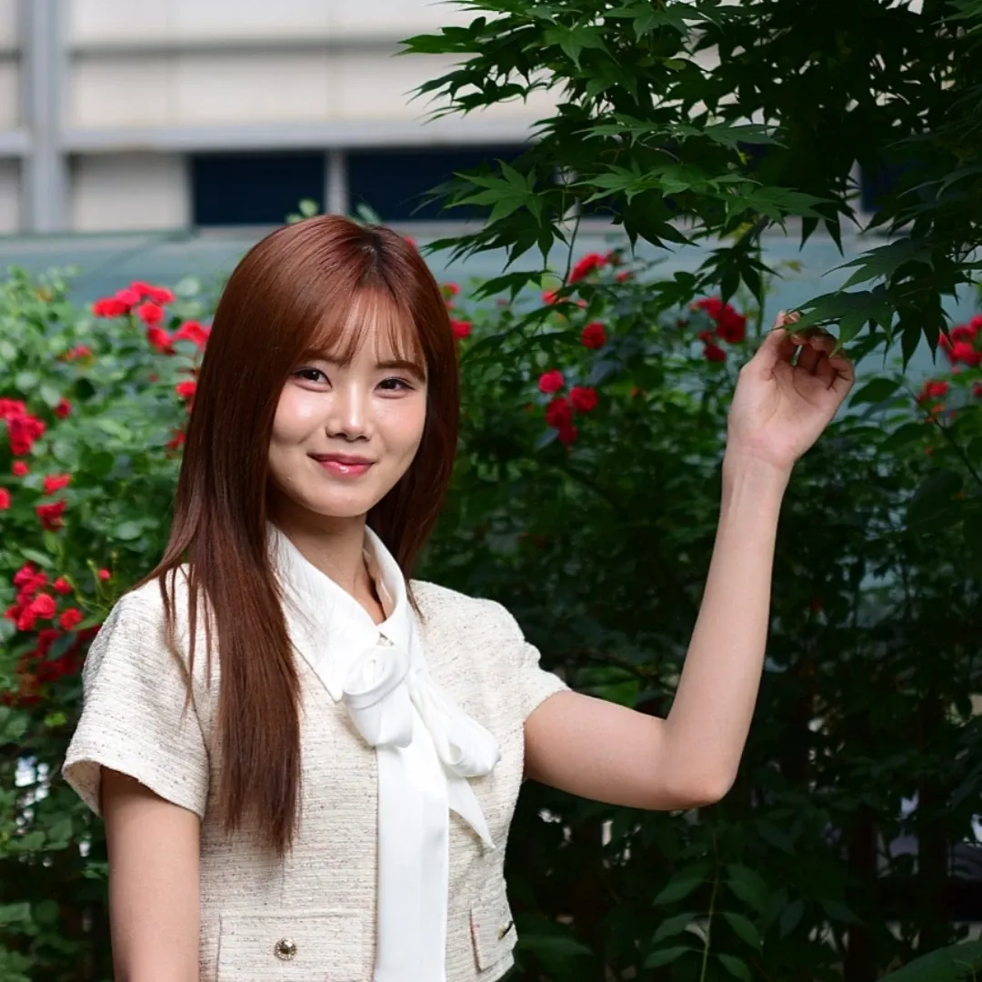 Recent activity shot of Bae Ahyeon