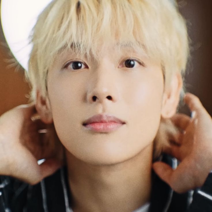 イム・シワンのビハインドカット