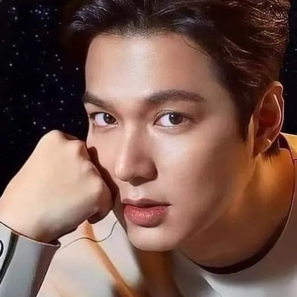 Recent activity shot of Lee Minho
