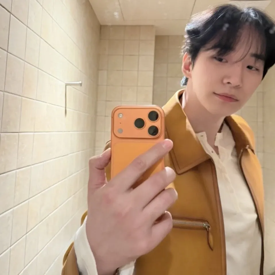 Foto terbaru dari Lee Junho