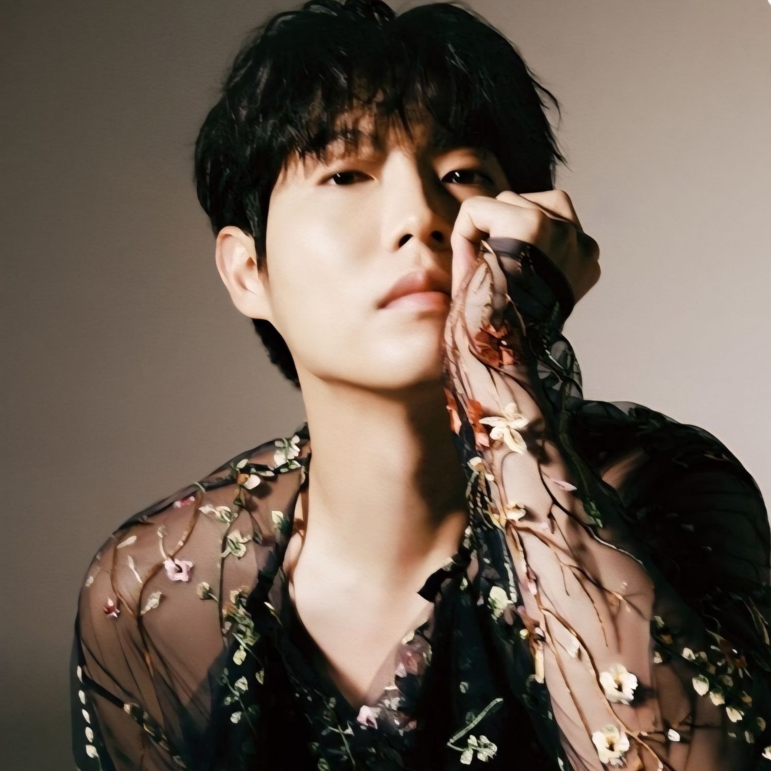 Behind-the-scenes cut of Son Taejin