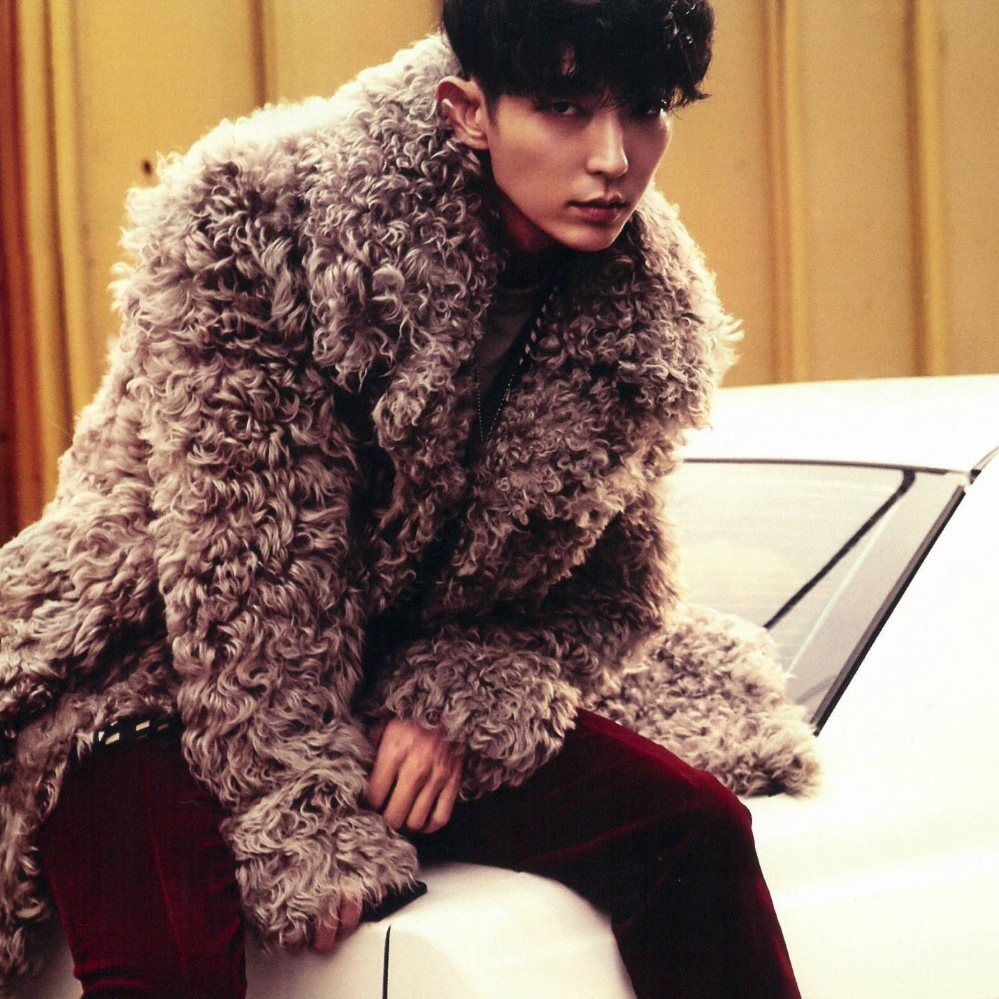 Behind-the-scenes cut of Lee Joongi