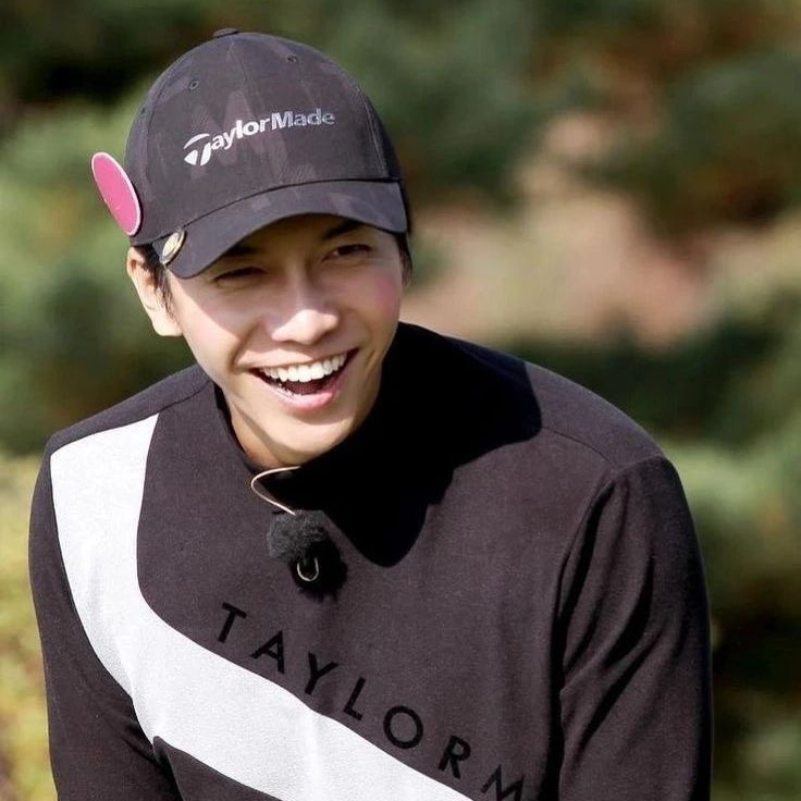 イ・スンギの最近の活動ショット