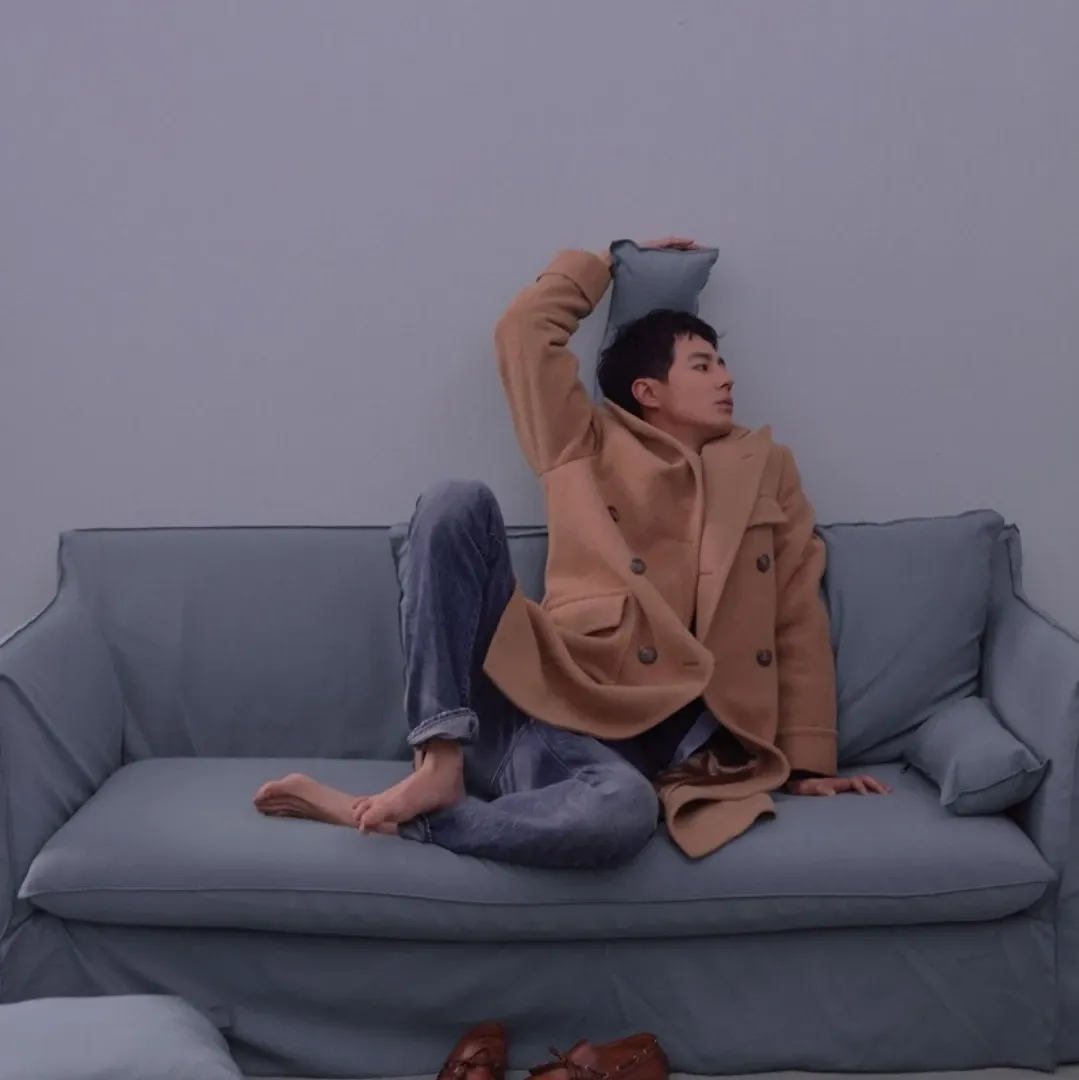 Recent activity shot of Jo Insung