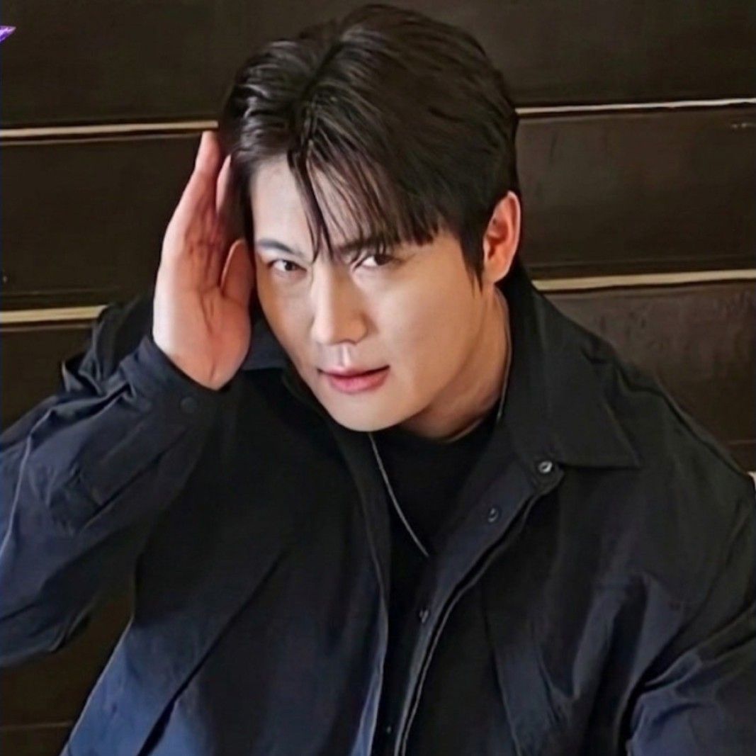 Recent activity shot of Son Binah