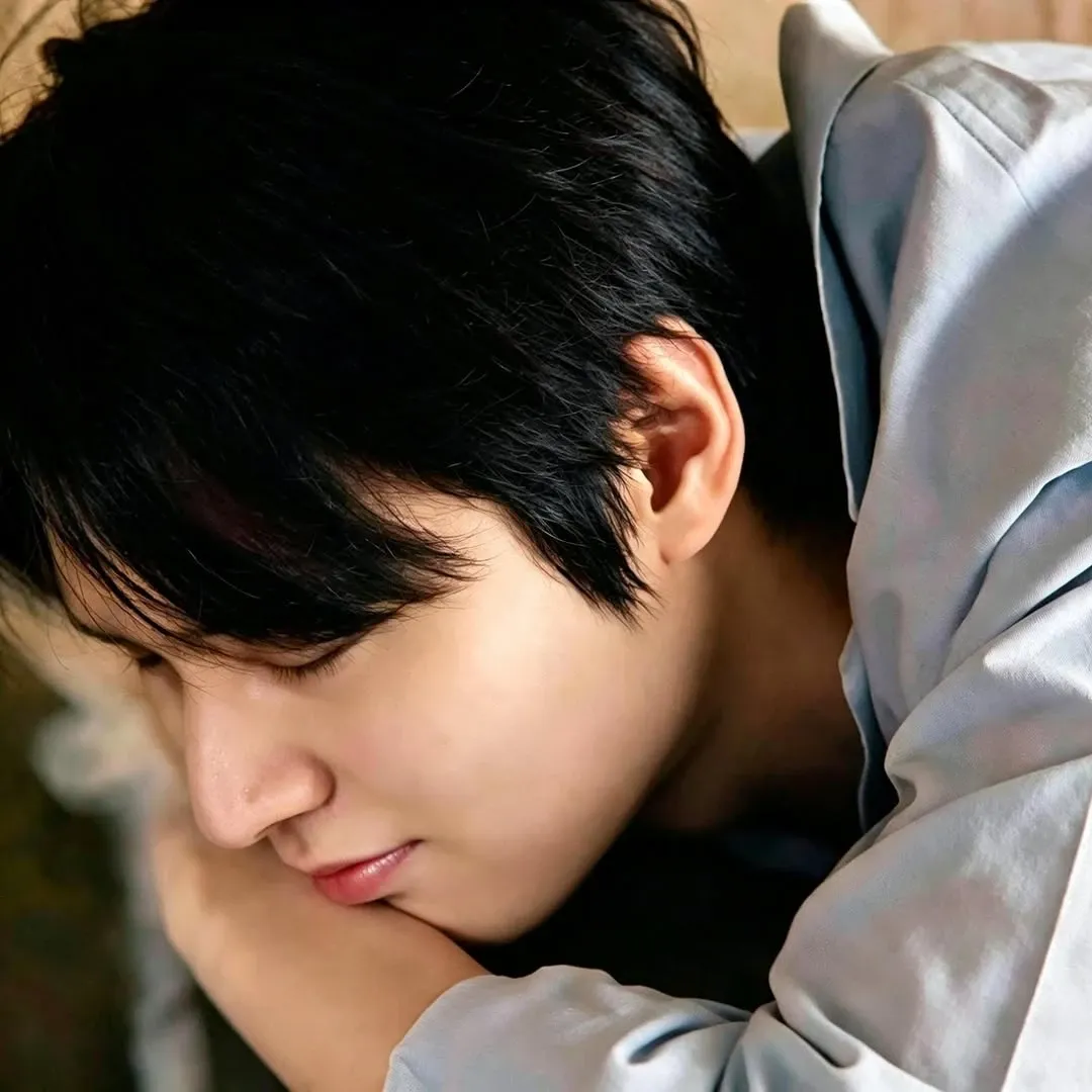 粉絲拍下的李敏鎬瞬間