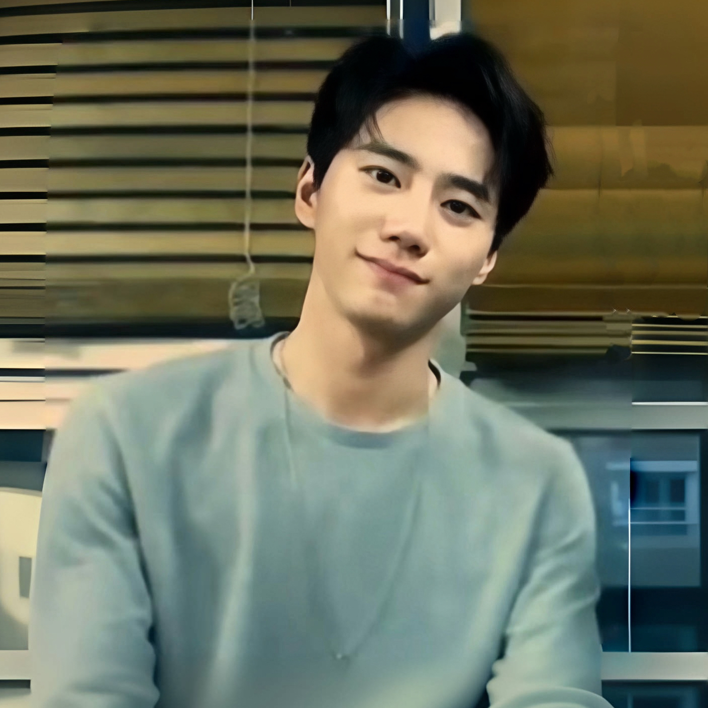 Recent activity shot of Lee Junyoung