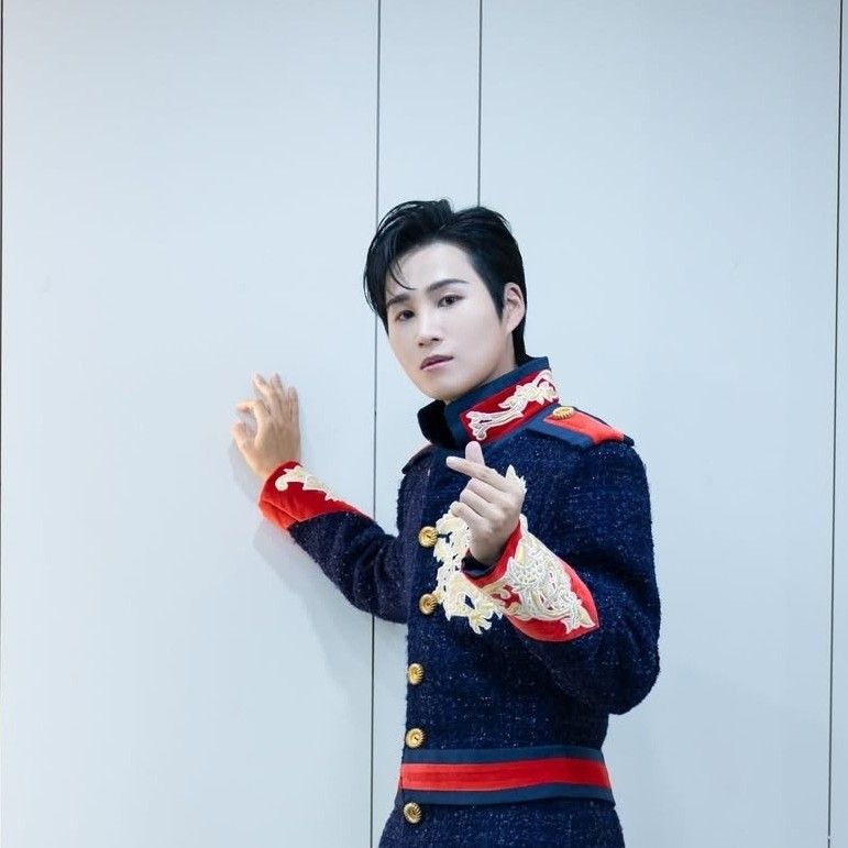 A moment captured by a fan of Kim Heejae