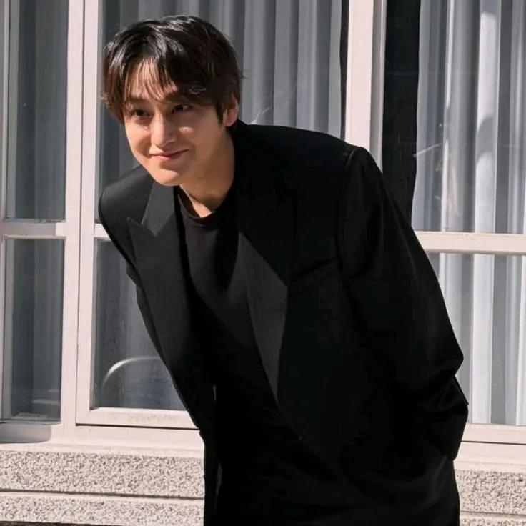Recent activity shot of Kim Bum