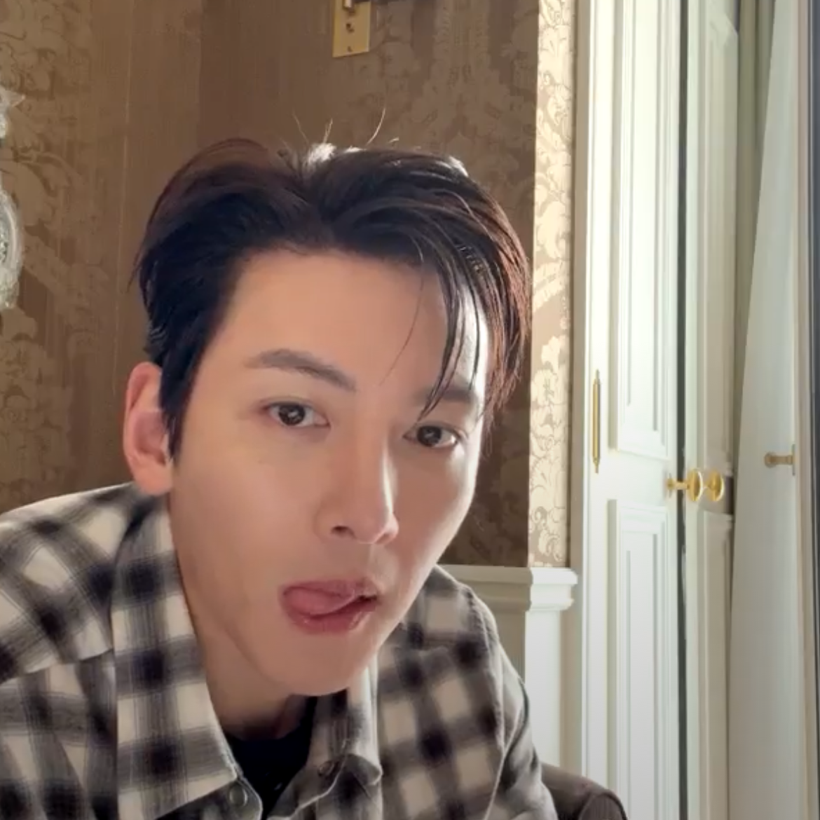 チ・チャンウクのビハインドカット