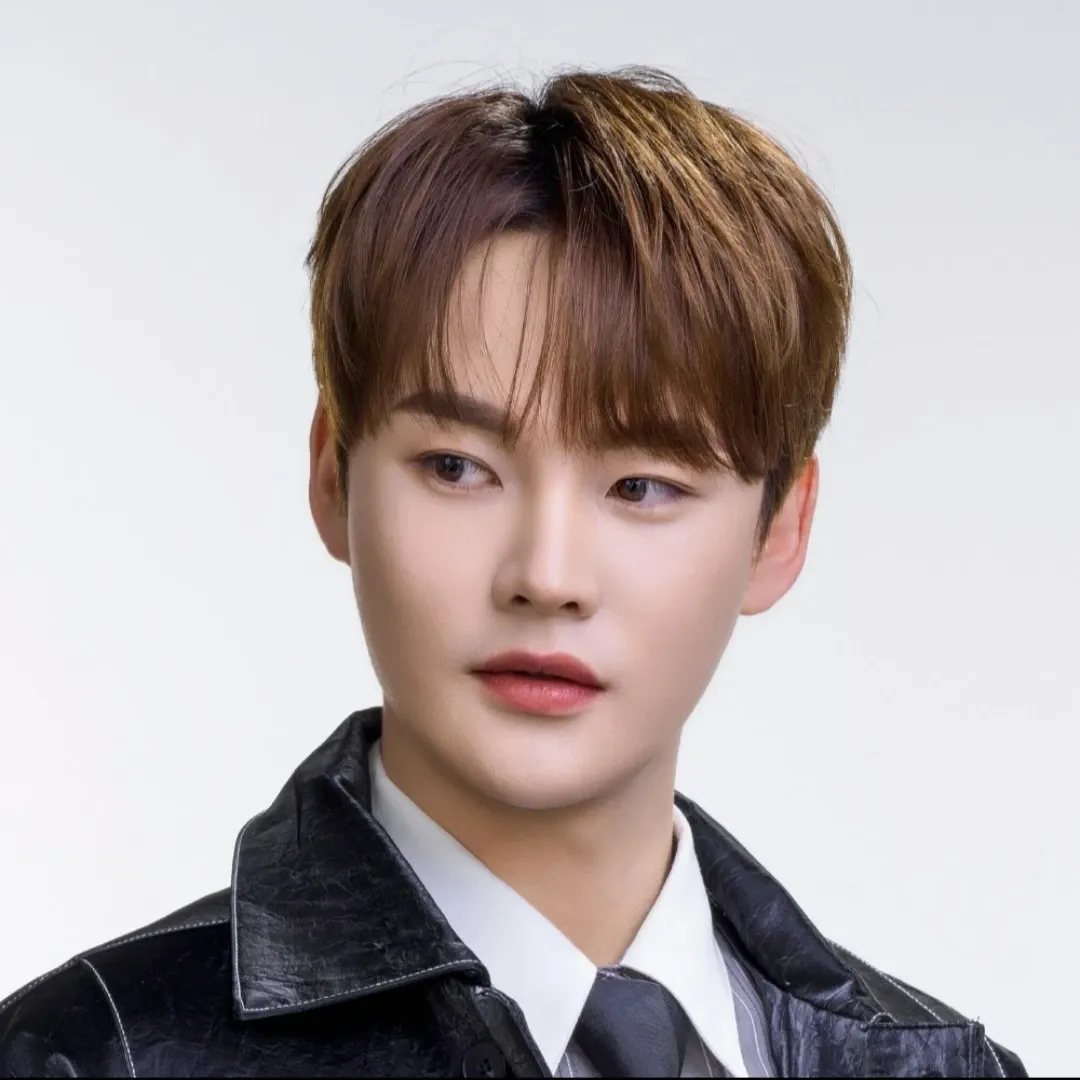 박서진 최근 활동샷