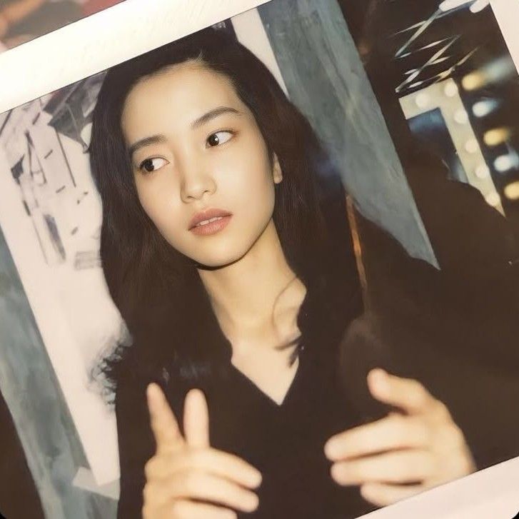 Foto terbaru dari Kim Taeri
