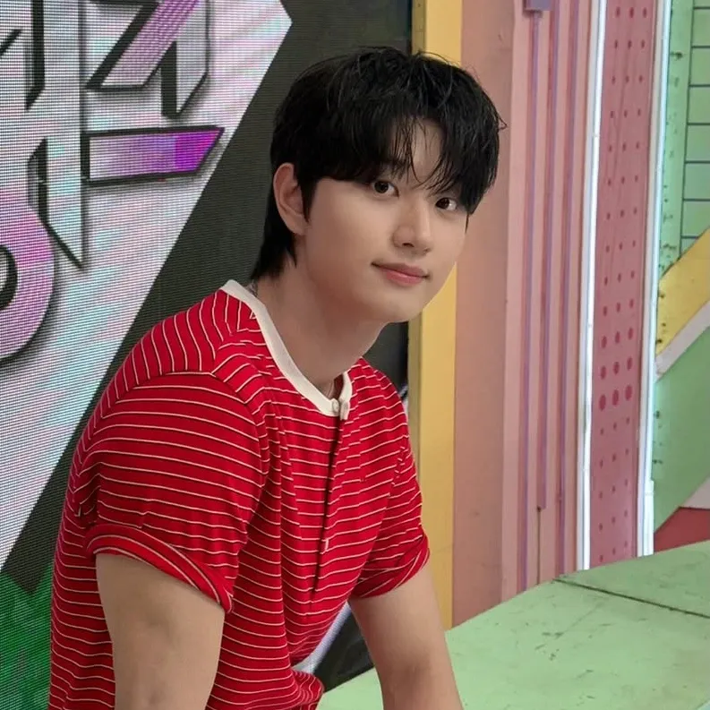 Cuplikan di balik layar dari Kim Jaewon