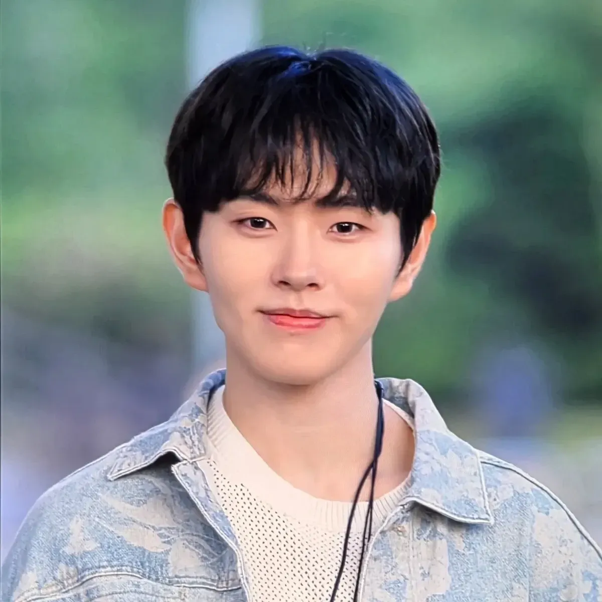Recent activity shot of Lee Byeongchan