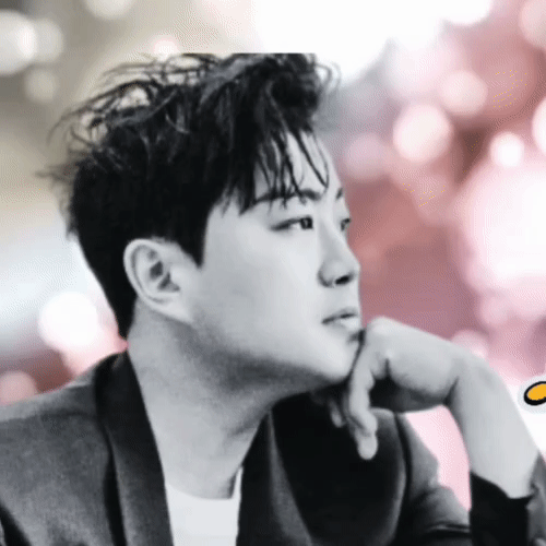 金浩中的最新照片