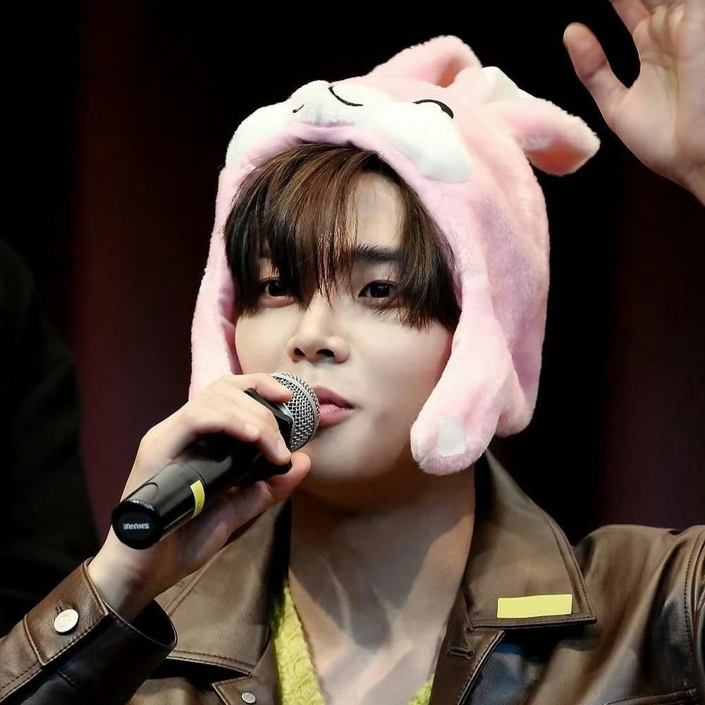 路云的最新照片