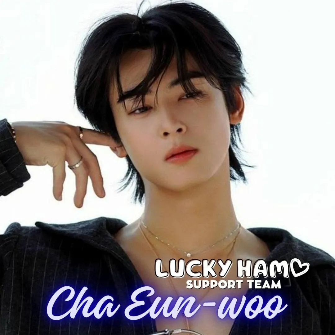 Recent activity shot of Cha Eunwoo