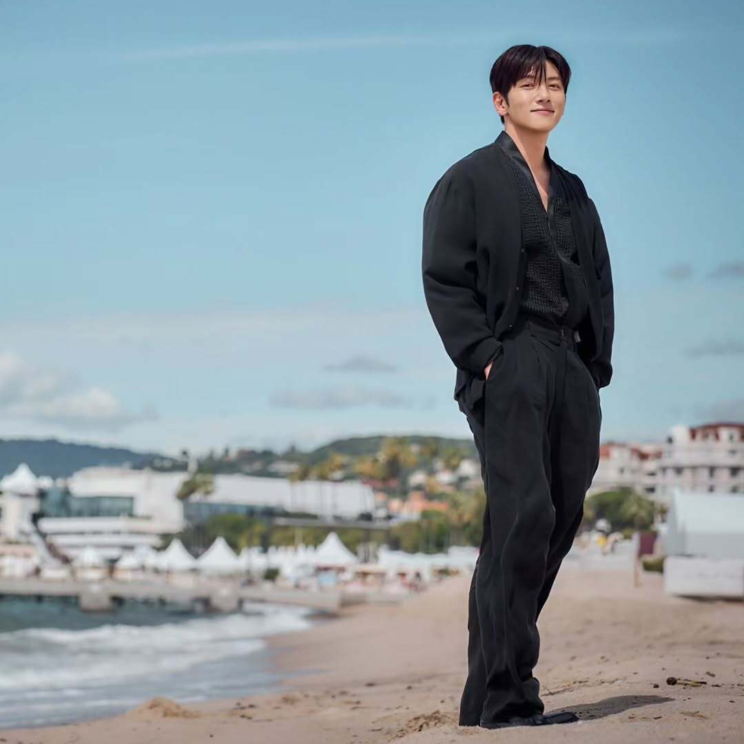 A moment captured by a fan of Ji Changwook