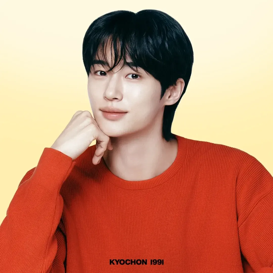 Behind-the-scenes cut of Byeon Wooseok