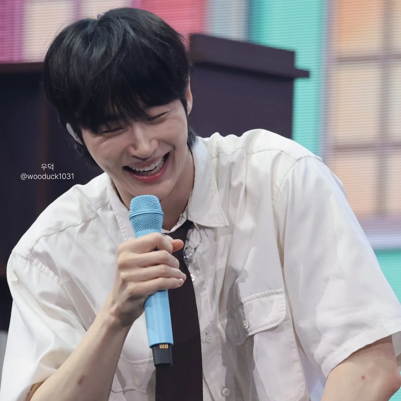 A moment captured by a fan of Byeon Wooseok