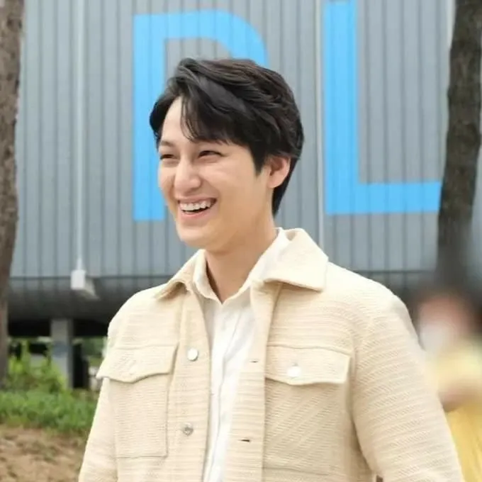 Latest photo of Kim Bum