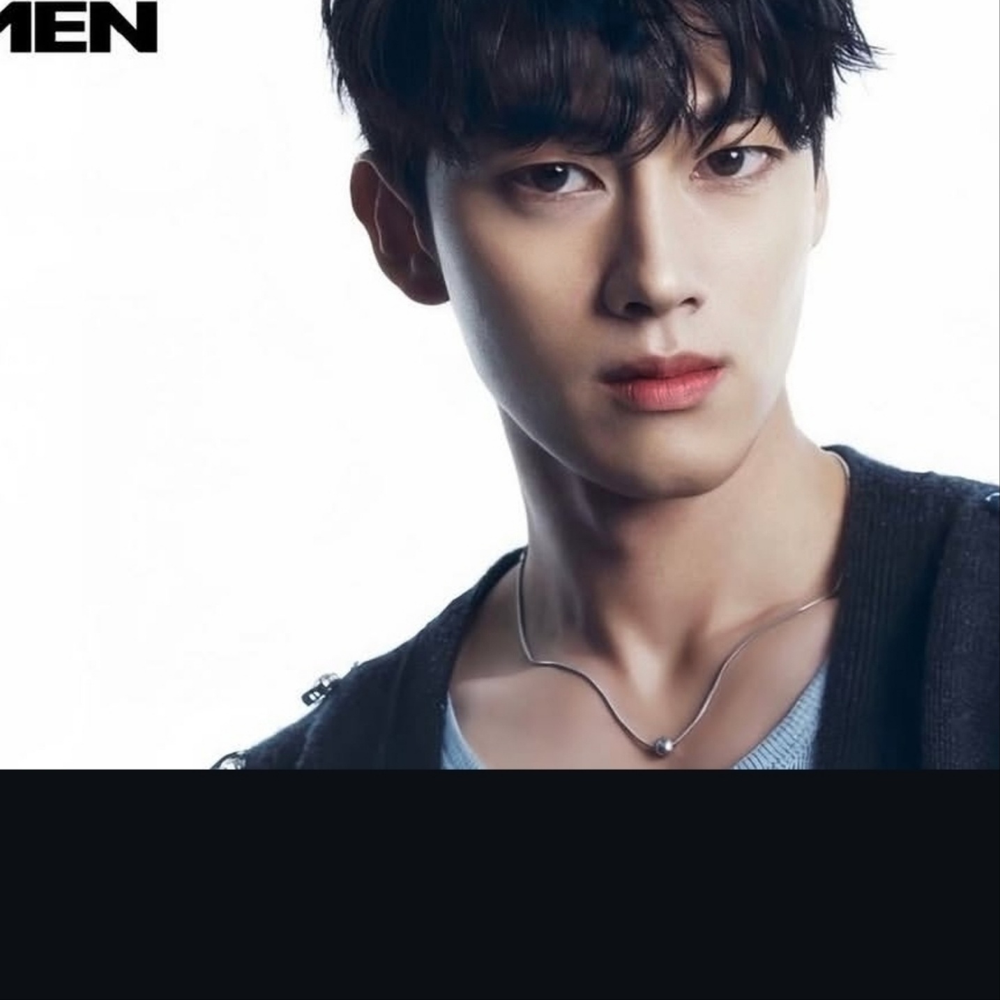 Behind-the-scenes cut of Hong Mingi