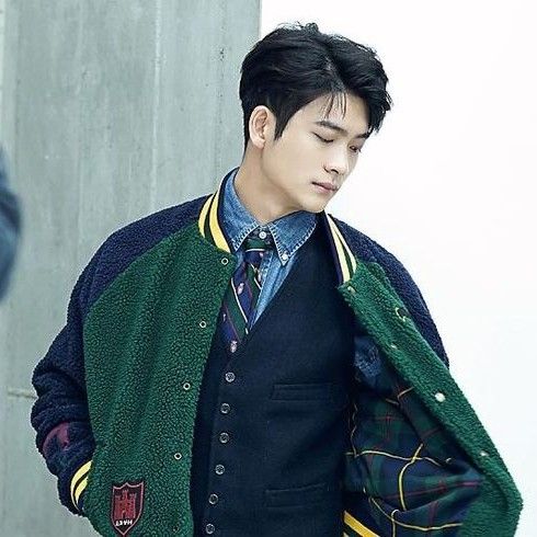 A moment captured by a fan of Kang Taeoh