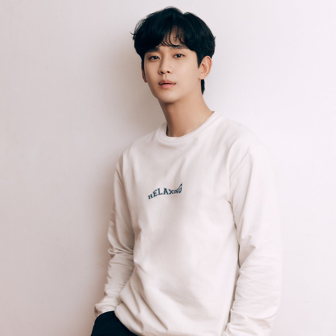 A moment captured by a fan of Kim Soohyun